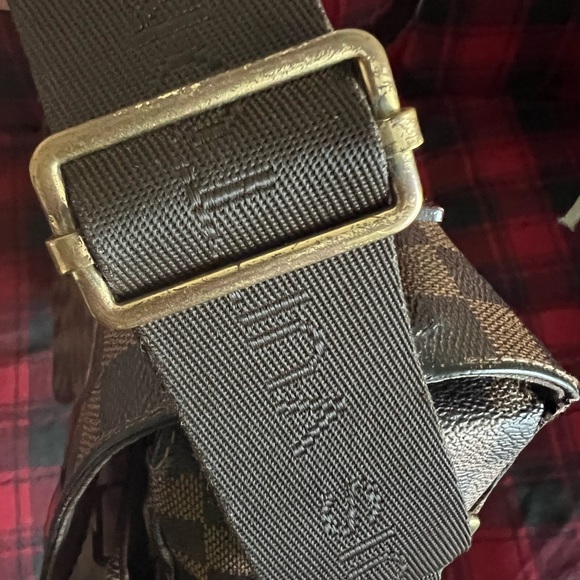 Authentic Louis Vuitton laptop bag - Picture 7 of 9